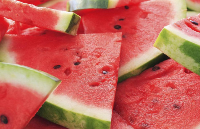 Супрун розповіла маловідомі факти про кавуни: властивості та рецепти