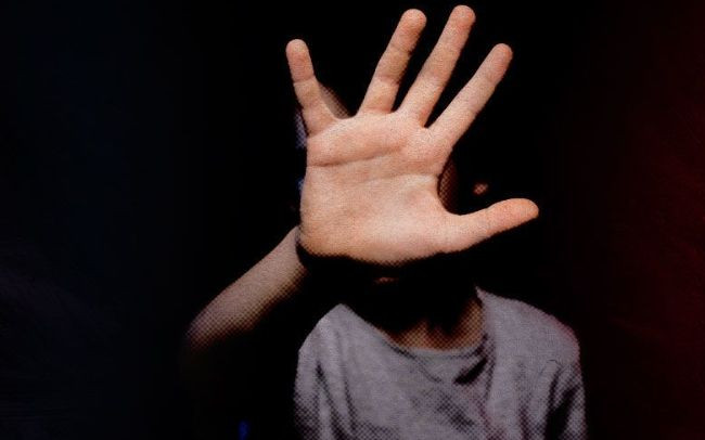 Ґвалтував 12-річну падчерку: зловмисник постане перед судом