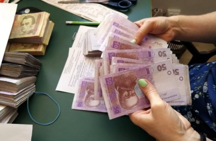 Пенсии в Украине: сколько пенсионеров получают выплаты более 10 тысяч гривен