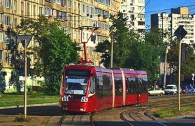 Киян попередили про обмеження руху трамваїв: що потрібно знати