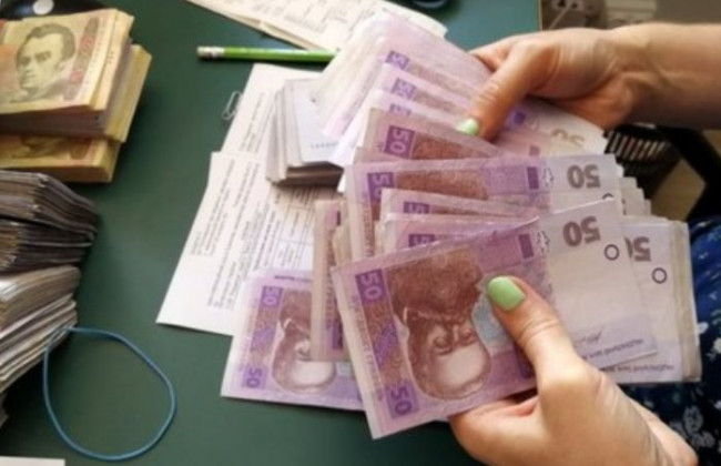 Пенсия в Украине снова вырастет: кому повезет больше всех