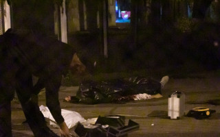 Трагедия в Киеве: муж убил жену и исполосал ножом себя