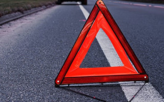 Страшна пожежа в Рівному: невідомі підпалили автівку, відео