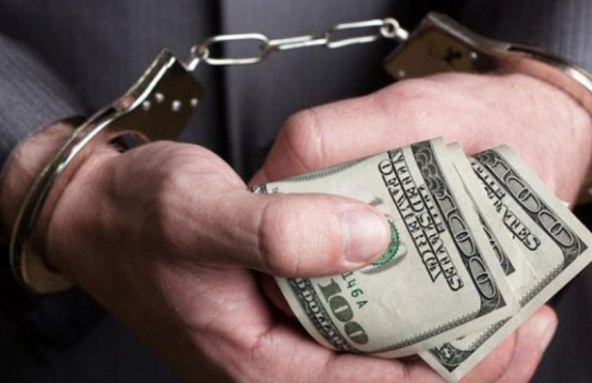 Вимагали від підприємця $70 000: суд арештував хабарників з Калуша