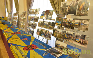 Відкриття виставки прапорів з акції «Козацький прапор навколо світу», «Народний бойовий прапор» та «Український прапор – прапор Перемоги»