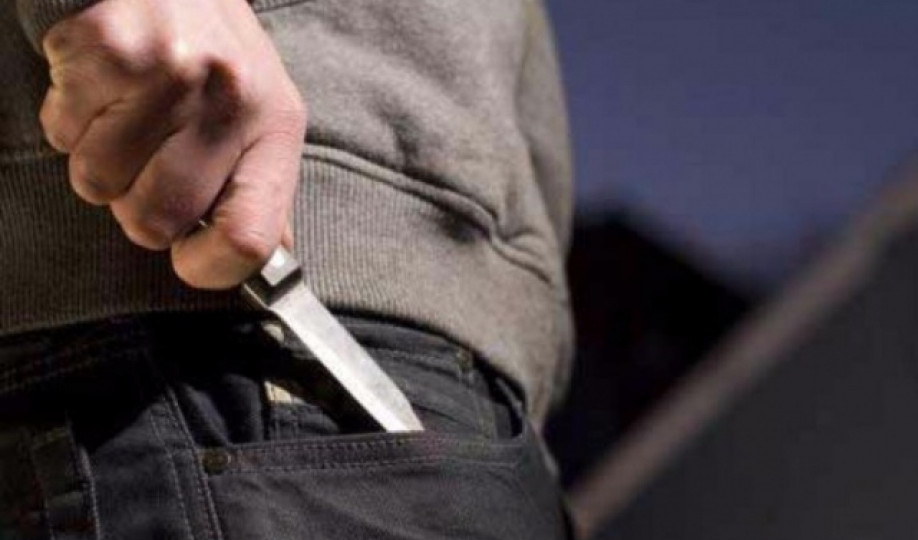 Ударил ножом сотрудника полиции: нападавшему грозит до 15 лет тюрьмы