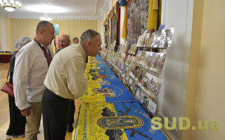 За підтримки Північного апеляційного господарського суду відкрилася виставка народних бойових прапорів, відео