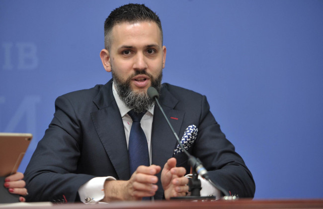 Нова митниця: поки що у Фейсбуці