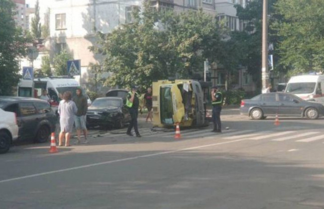 Масштабное ДТП в Киеве: появились подробности и фото