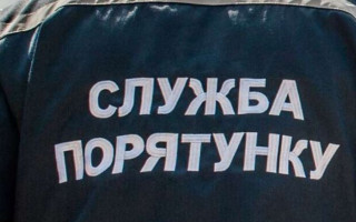 Мощный пожар со взрывом произошел в Киеве: есть видео