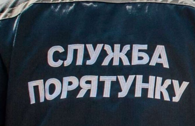 Мощный пожар со взрывом произошел в Киеве: есть видео