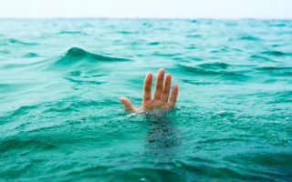 Смерть на воде: в Запорожской нашли тело мужчины