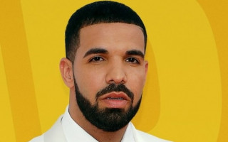 Рэпера Дрейка обвиняют в плагиате, а Мерил Стрип продает роскошный пентхаус: новости шоубиза