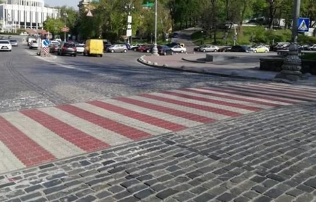 В Киеве ограничивают движение на одной из улиц: что нужно знать