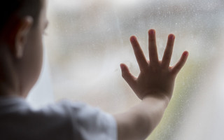 Під Запоріжжям дитина випала з вікна дев’ятого поверху