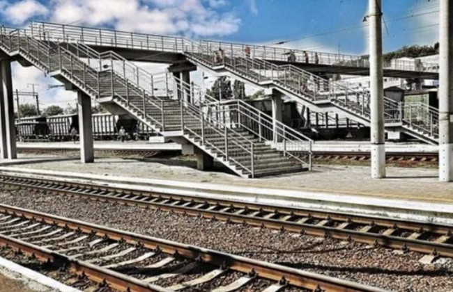 В Киеве появится новый пешеходный мост: что известно