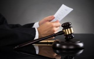 Суд може перекваліфікувати діяння на злочин приватного обвинувачення незалежно від позиції потерпілого: ВП ВС