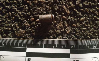 Зухвале пограбування в Києві: невідомі зі стріляниною напали на іноземця