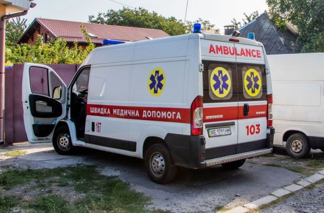 Жорстоке вбивство у Дніпрі: п’яний чоловік забив сокирою свою дружину