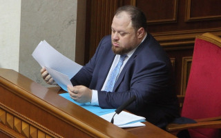 Зняття недоторканності з Президента: Стефанчук назвав строки внесення закону