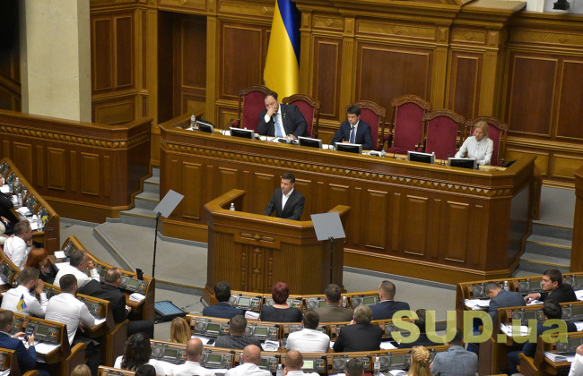 Рада направила в КСУ законопроект о праве Президента назначать глав НАБУ и ГБР
