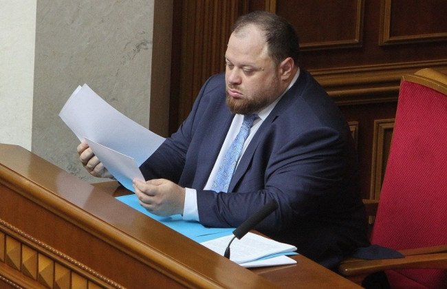 Зняття недоторканності з Президента: Стефанчук назвав строки внесення закону