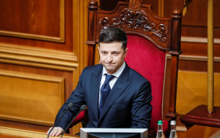 Відповідальність за порушення військових закупівель: Зеленський наклав вето на закон