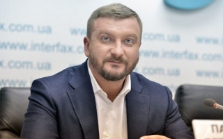 Петренко передав новому керівництву Мін’юсту «маршрутну карту реформ»