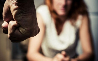 Вивіз в ліс і зґвалтував: під Смілою таксист напав на свою пасажирку