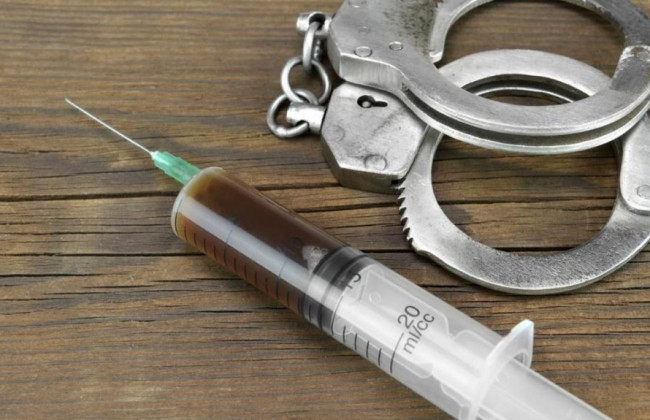 Хімічна кастрація має бути добровільною: чому Зеленський ветував закон про педофілів