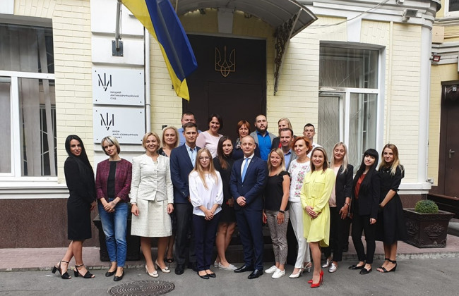 В Украине начал работать Высший антикоррупционный суд