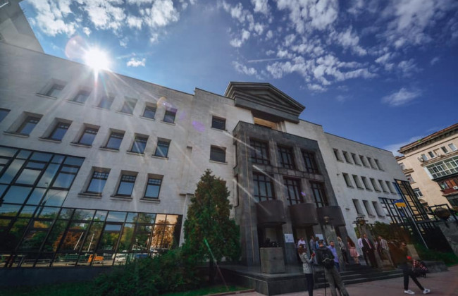 Перший день роботи ВАКС: до суду надійшло 14 клопотань