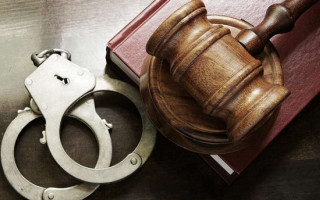 По-звірячому вбив рідного дідуся: суд на Одещині ухвалив вирок нелюду