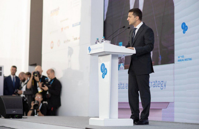 Донбас: Зеленський анонсував наступні кроки для розведення військ