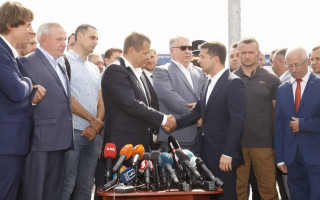 Парі Зеленського з Філатовим щодо Нового мосту триває: Президент вимагає висновок комісії