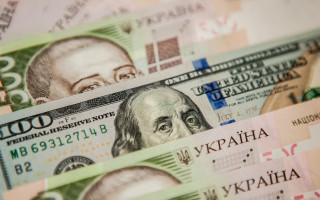 Зарплата в Україні та СНД: інфографіка