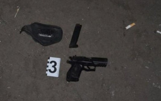 Напали на копа через зауваження: у Києві затримали зухвалих зловмисників