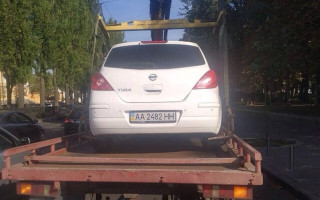 Улицы столицы очищают от автомобилей: что происходит