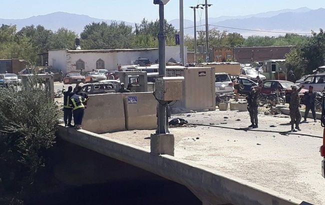 В Афганістані на виступі президента вибухнула бомба, загинуло 24 людини