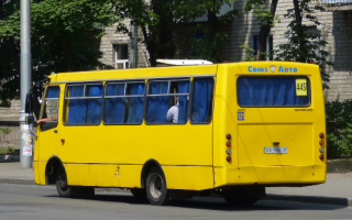 Нелегальная работа маршруток в Киеве: суд арестовал 18 транспортных средств
