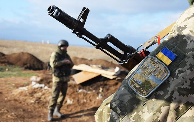 На Донбассе боевики ведут обстрелы из запрещенных минскими соглашениями минометов