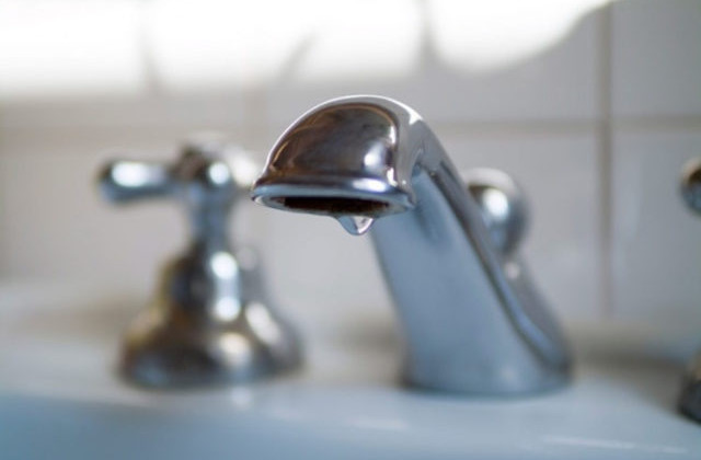 Частина киян залишилася без води: назвали адреси