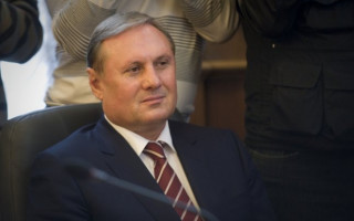 Суд зняв електронний браслет з екс-регіонала Єфремова