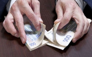 Обікрав школярів: вінницького депутата підозрюють у розтраті держкоштів