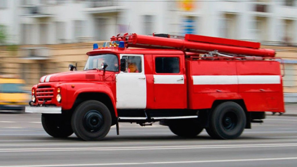 Масштабна пожежа під Києвом: перші подробиці