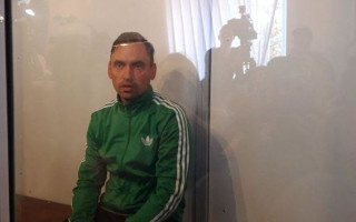 В Києві суд обирає запобіжний захід «мінеру» моста Метро, трансляція
