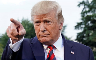Президент США Трамп упрекнул ЕС в плохой финансовой поддержке Украины