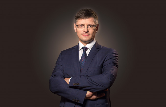 Конкуренція принципів: обов’язковість судового рішення чи обов’язковість дотримання юрисдикції?