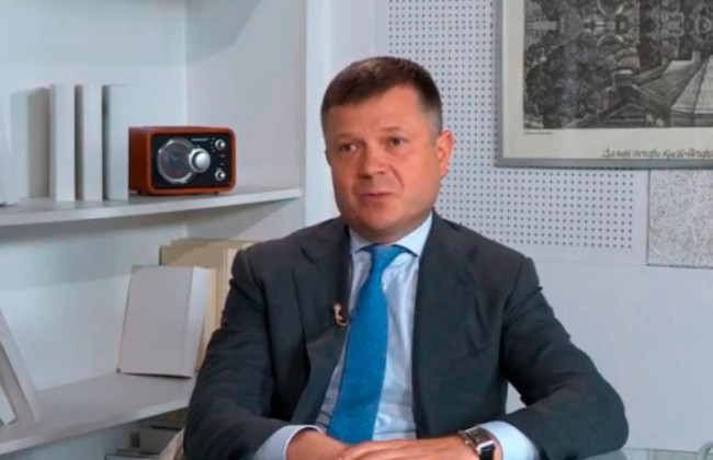 Розтрата коштів банку «Фінанси та Кредит»: ДБР вручило підозру екс-нардепу