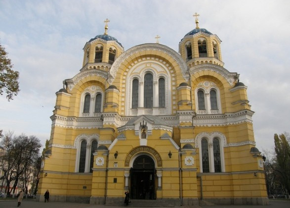 Намагався пограбувати Володимирський собор: у Києві затримали зловмисника